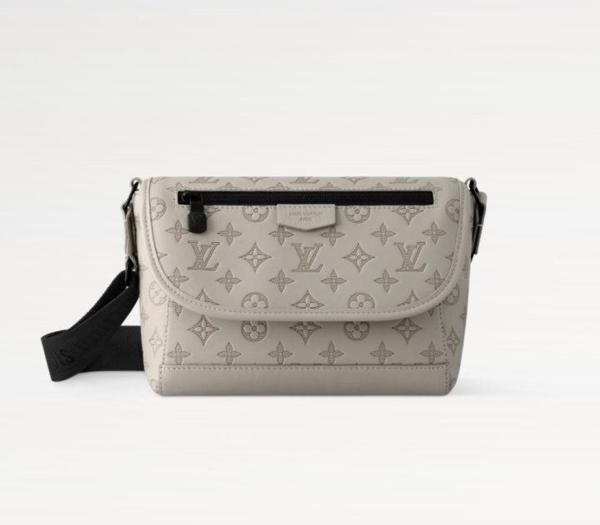 루* M14912 ㅡMONOGRAM SHADOW 펄스 메신저 풀박스