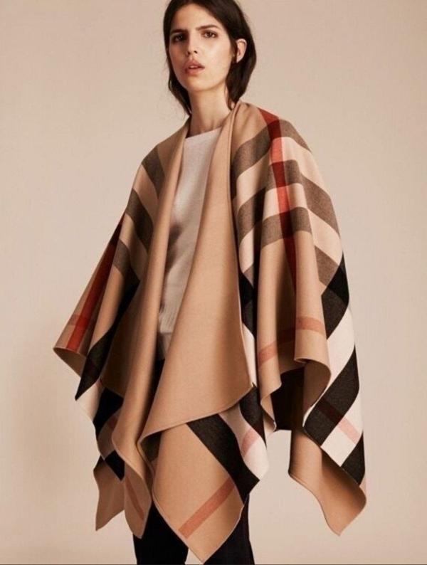 버** 클래식 리버서블 케이프