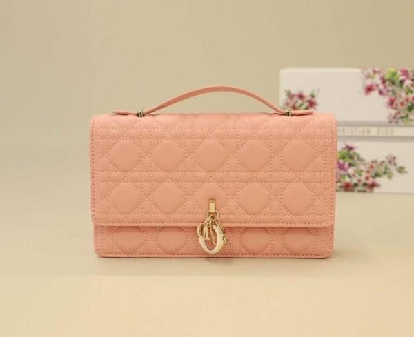 디* 수입 D*oramour My D*or 탑 핸들백 미디엄