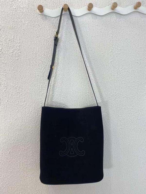 셀** 스웨이드 숄더백