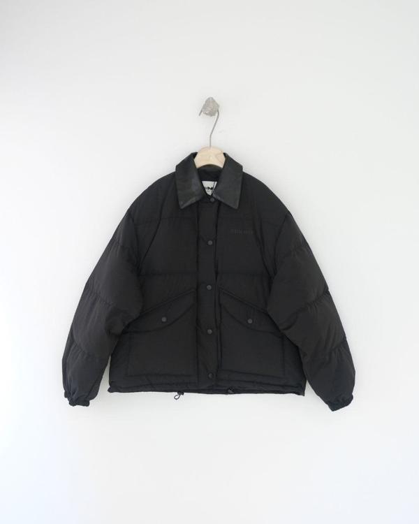 미*** 컬렉션 레더 카라 다운 패딩  수입