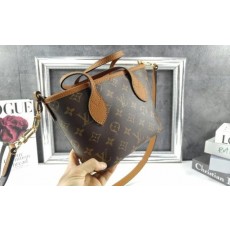 루* 네버풀 반둘리에 인사이드 아웃 BB NEW REVERSIBLE NEVERFULL