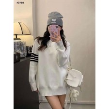 톰* 여성 사선 오버핏 니트