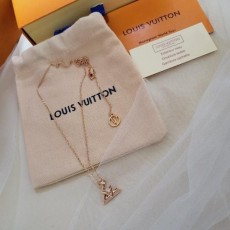 루* LV 볼트원 목걸이