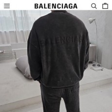 발**** 엠보로고 피그먼트 오버핏 맨투맨