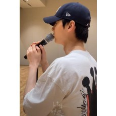 스** 크라운 수입 반팔티셔츠