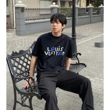 루* 플라워 로고 프린팅 반팔티