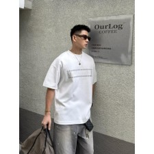 크* 큐빅 스크래치 레터링 티셔츠