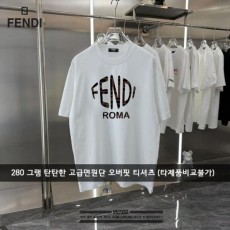 펜* 패턴 볼록 룩 로고 티셔츠