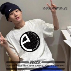 알** 조각 로고 디자인 반팔 티셔츠