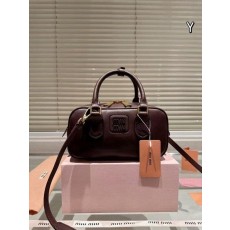 미*** 아르카디 레더