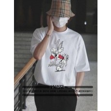 루* 그래픽 바니 티셔츠