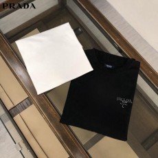 프** 3D로고 코튼 라운드 반팔 티