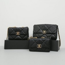 샤* 골드램스킨 19플랩백  제니 핸드백