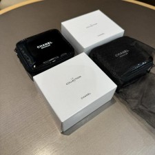 샤* 노벨티 블랙 미니 파우치