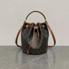 셀** 클라라 백 케이디