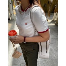 셀** 70S 레드 미니 트리오페 자수 랍빠 반팔티