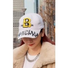 발**** 업사이클드 코튼 볼캡 수입