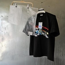 버** 기사자수 티셔츠