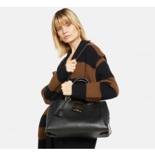 셀** 아플린 미디엄 서플 카프스킨백