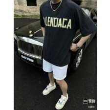 발**** 테이프 로고 티셔츠