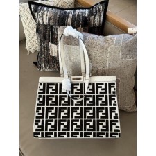 펜* 피카부 숄더백