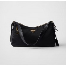 프** 자물쇠가 있는 에메 라지 리나일론 및 가죽 숄더백 풀박스