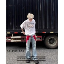 발**** 스니커즈 로고 디자인 반팔 티셔츠