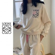 로** 배색 자수 맨투맨 팬츠 셋업