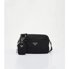 프** 리나일론 렉탱글 숄더백