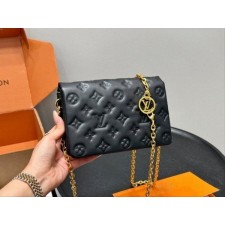 루* 포쉐트 쿠상 크로스