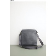 보** 인트레치아토 위빙 메신저백