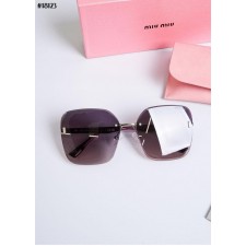 미*** 클리어 M 로고 무테 스퀘어 선글라스