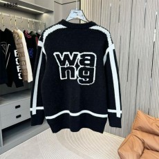 알***왕 백 WANG 로고 니트