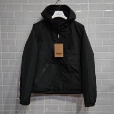 버** 백지퍼 포인트 후드 자켓