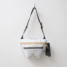 아**** x 빔즈 맨티스2 토트백