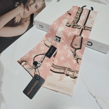루* 모노그램 컨피덴셜 방도 스카프