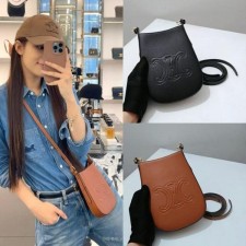 셀** 트리옹프 엘로이즈 폰 파우치