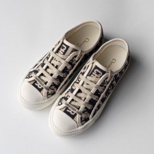 디* 워크앤디* 오블리크 자수 스니커즈