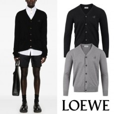 로** 신상 아나그램 자수 울 가디건 커플 착용 가능