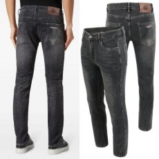 구* 레터링 자수 흑청 워싱 청바지