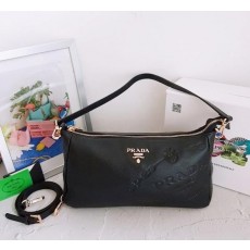 프** 고급 유진 불박크로스백 블랙