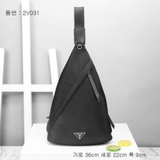 프** 삼각 슬링백