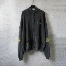 발**** 패치 후드 집업