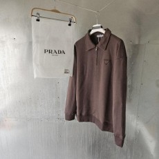 프** 트라이앵글 패치 스웨이트셔츠