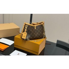 루* 캐리올 모노그램