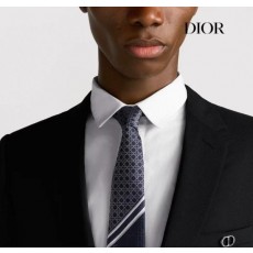 디* 스트라이프 까나쥬 실크 넥타이