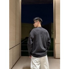 발**** 가죽패치 백로고 긴팔티