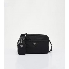 프** 리나일론 렉탱글 숄더백