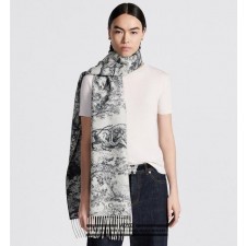 디* 미차 뜨왈드주이 머플러